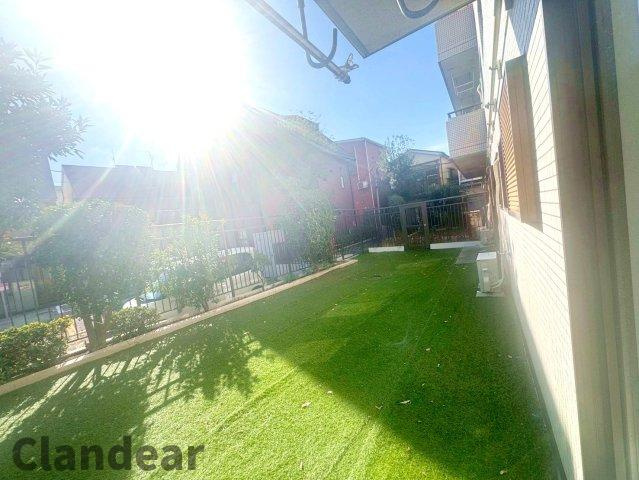 北千住ビューハイツの庭|ドキドキの新生活も、安心してスタート。ぴったりの住まいを見つけませんか？クランディアが一緒に住まい選びをサポートします‼　まずは、お気軽にお問合せください　＃クランディア