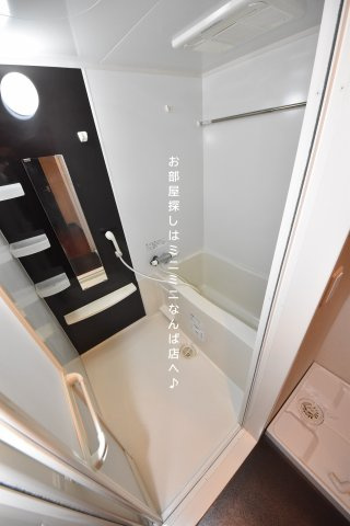 プランドール江戸堀の浴室