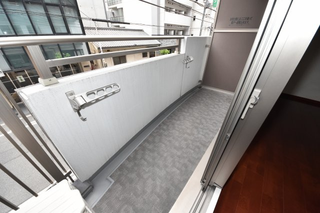 プランドール江戸堀のバルコニー