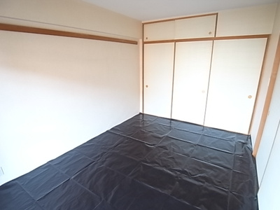 【寝室】 | ルミエール飯山満