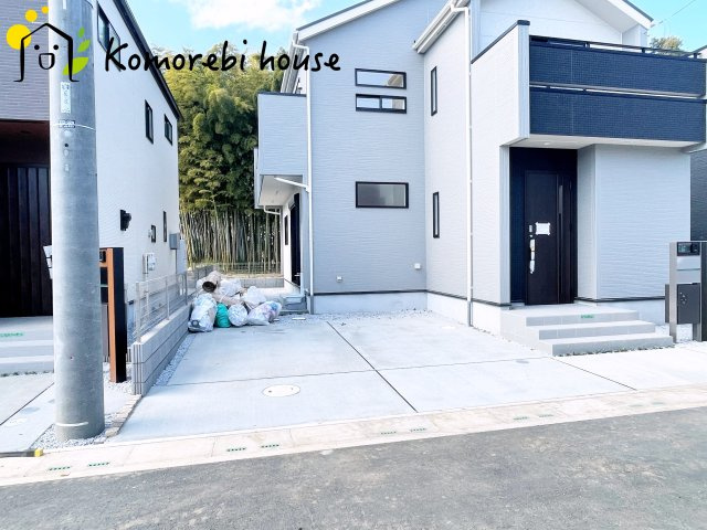 上尾市瓦葺　2期　新築一戸建て　ブルーミングガーデン　05の前面道路含む現地写真|撮影：'26/01/07