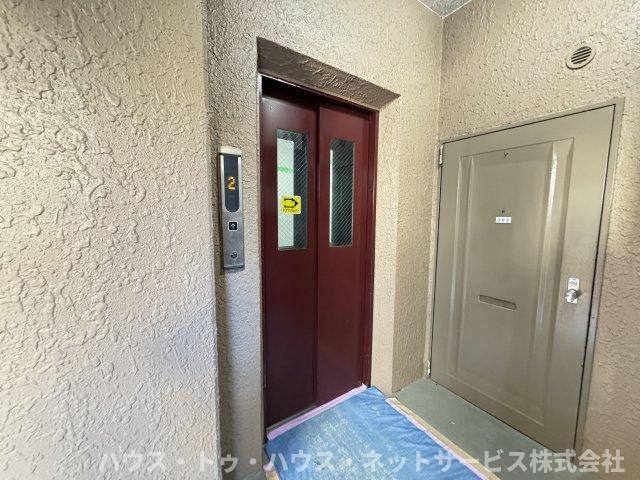 江戸川ハイツのロビー