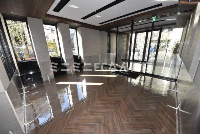 セイワパレス大阪城南のエントランス