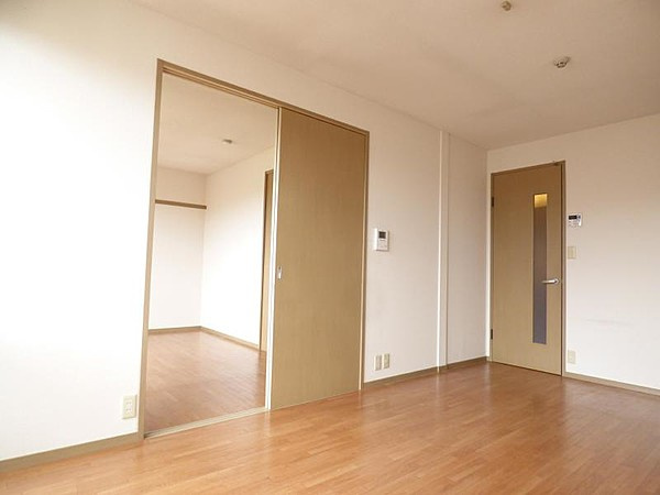 千葉市中央区白旗３丁目の賃貸マンションの内装