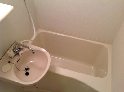 【浴室】 | レオパレスアンジェリークⅠ