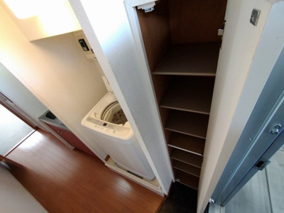 【玄関】 | レオパレスコンフォートⅡ | シューズボックス