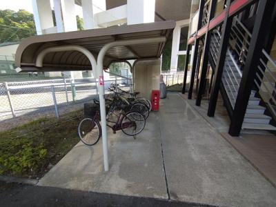 【その他】 | レオパレスコンフォートⅡ | 駐輪場　原付＆自転車のみ駐輪可能