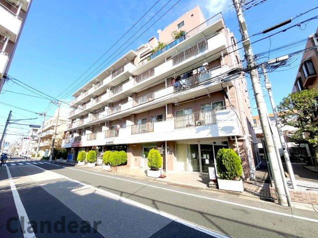 タウンハイツ亀有2号棟の外観|ドキドキの新生活も、安心してスタート。ぴったりの住まいを見つけませんか？クランディアが一緒に住まい選びをサポートします‼　まずは、お気軽にお問合せください　＃クランディア