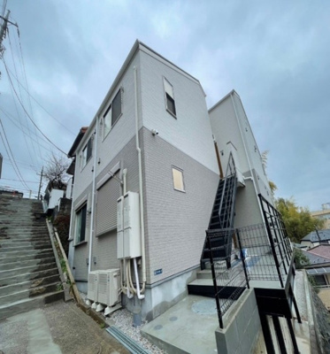 【外観】 | アザーレ・ソラ読売ランド前