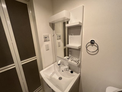 【洗面所】 | アザーレ・ソラ読売ランド前 | 他号室の写真になります。