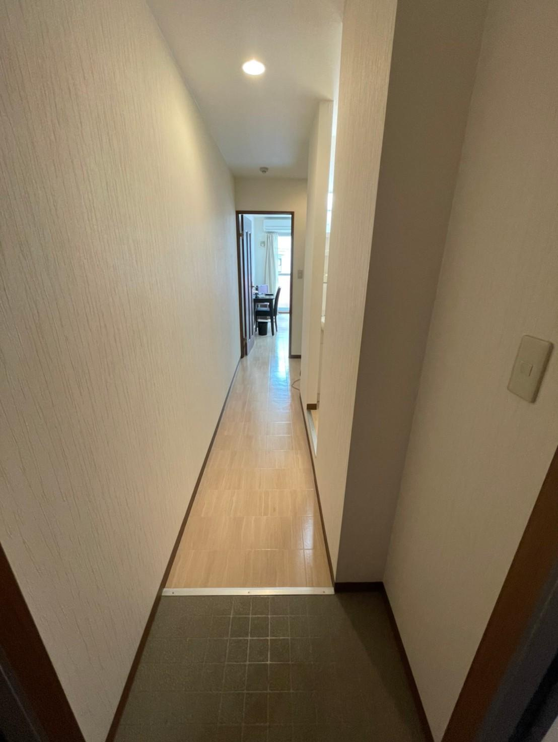 大阪市都島区内代町１丁目の賃貸マンションの玄関