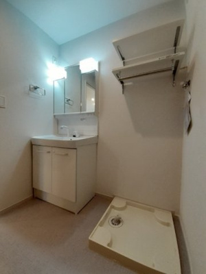 【洗面所】 | エレガンス田名Ｂ