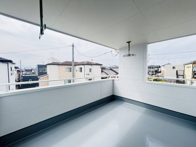 新築　高崎市倉賀野町第2　１号棟のバルコニー|現地写真　日当たりの良いバルコニーはお洗濯物もよく乾きそうです◎
　