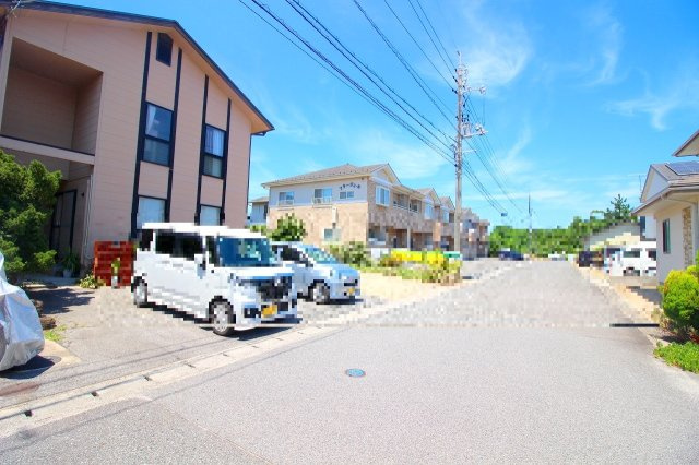 新開3丁目中古戸建Ｈ9年の周辺|区画の整った環境になります。