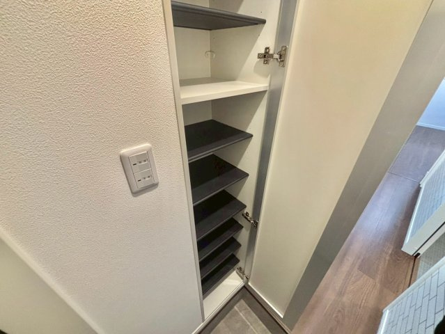 リープラス御着駅前Ⅱの収納