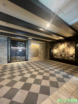 【エントランス】 | ファステート難波デラックス