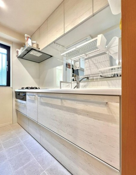 【中古マンション】オーベル川越・南大塚のキッチン|使い勝手の良い対面システムキッチンです！