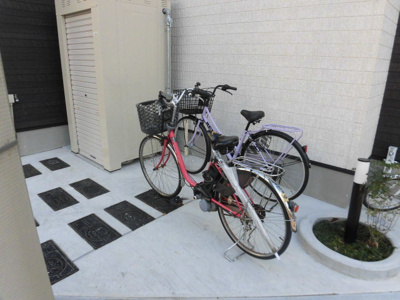 【その他共用部分】 | Show Do 上新庄 | 敷地内に駐輪場があります