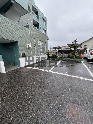 仲介手数料0円！バビテーションの駐車場