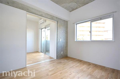 【洋室】 | ピースリベルタ応神古川