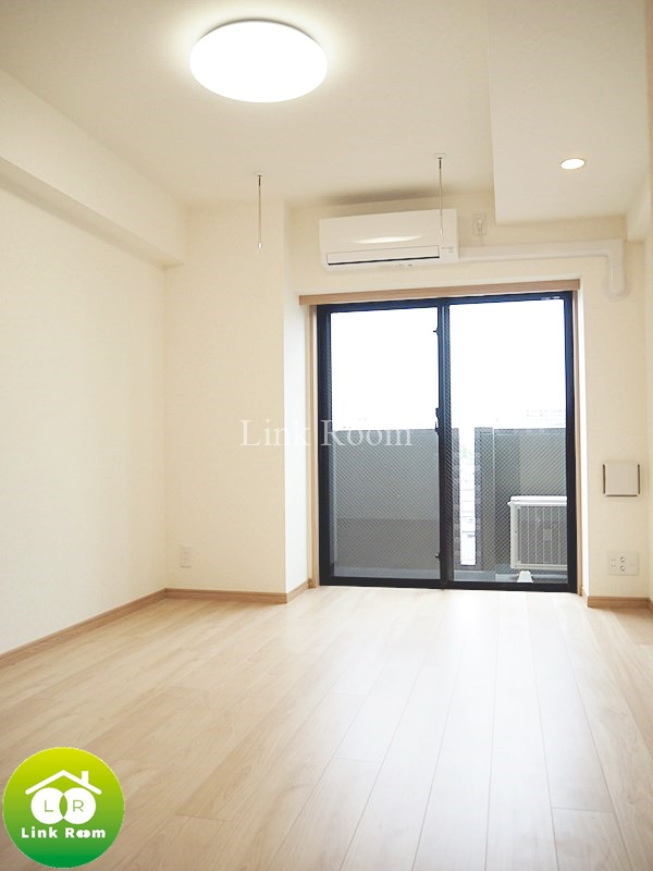 ルーブル大島弐番館の居間・リビング