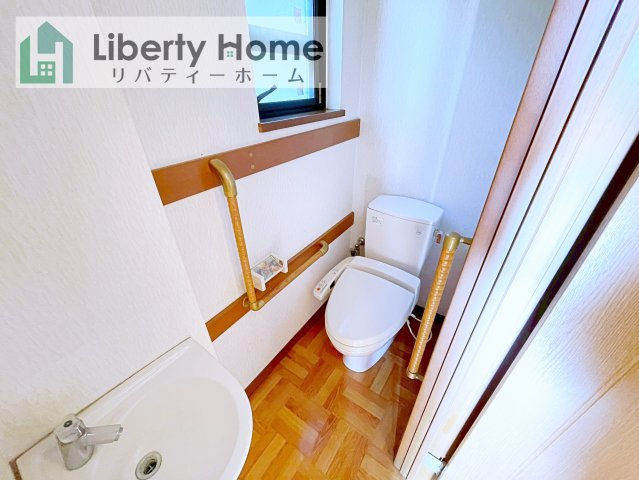 阿見町荒川本郷　中古戸建のトイレ|店舗部分