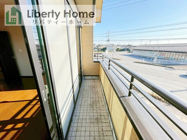 阿見町荒川本郷　中古戸建のバルコニー