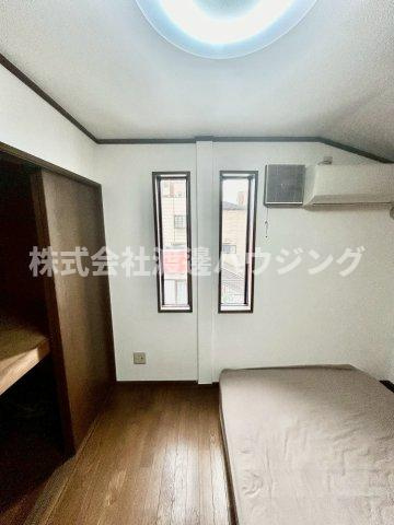 西成区岸里一戸建のその他|窓