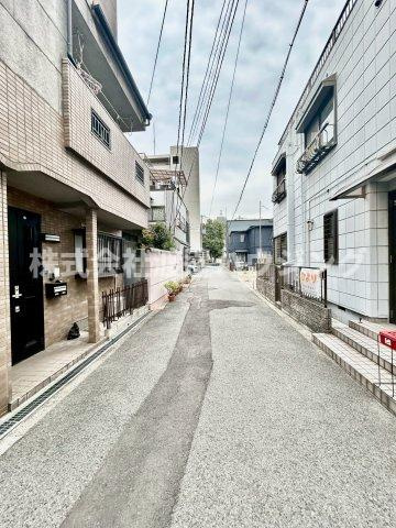 西成区岸里一戸建の周辺