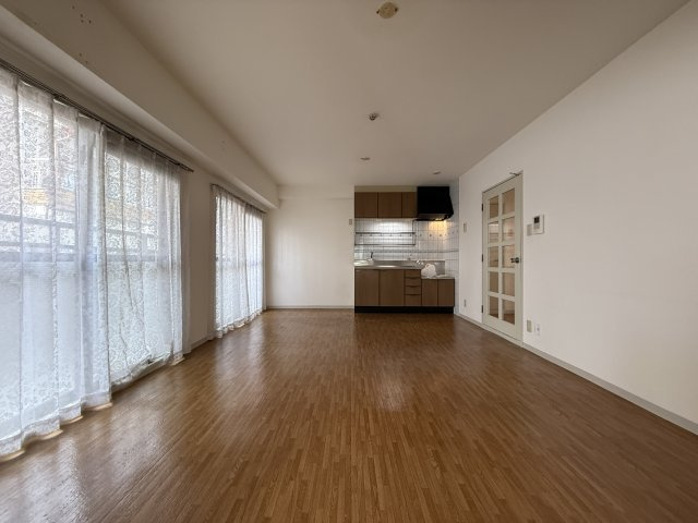 ラ・メール鉢塚の居間・リビング