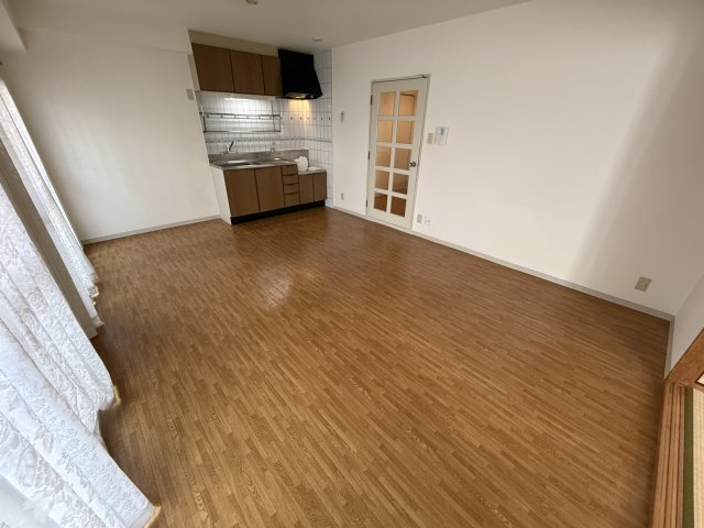 ラ・メール鉢塚の居間・リビング