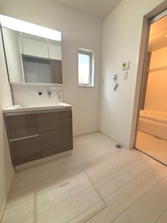 【独立洗面台】 | 呉市広古新開8丁目　限定1棟【外構付き】
