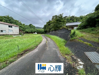 【前面道路含む現地写真】 | 山陽小野田市埴生 土地／家屋付き（計6筆／約2031坪）