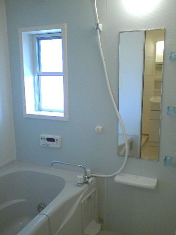 メゾンオアシスの浴室