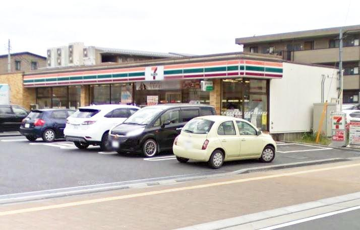 ロマリンダ・ローズⅡの周辺|コンビニ