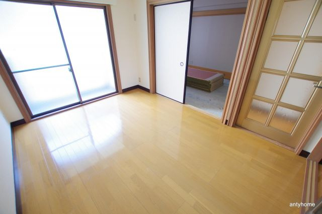 メゾン阪下　仲介手数料無料の居間・リビング