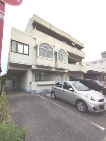 スクエアファースト岡崎の外観