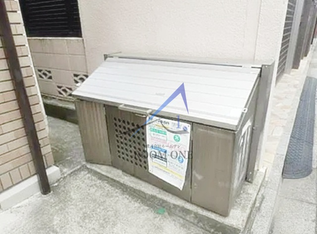 パインヒルズキリタのその他共用部分|敷地内ゴミ置き場です。