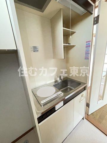 レジデンスATT立川のキッチン|コンパクトなキッチンで掃除もラクラク