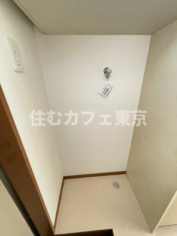 レジデンスATT立川の設備|洗濯機置き場です