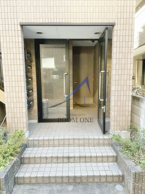 メゾン石神東池袋のエントランス|エントランスです。