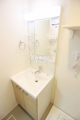 【独立洗面台】 | ハーモニーテラス庄内幸町 | 清潔感ある独立洗面台で毎日気持ちよく♪