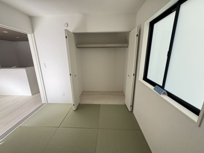 【和室】 | うるま市石川4期（全2棟）ラスト2号棟 | 2号棟　和洋室4.5帖＋収納付き♪