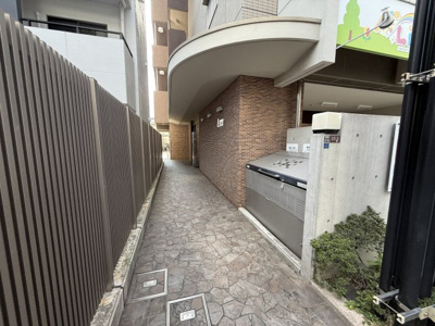 【エントランス】 | IKカーサ