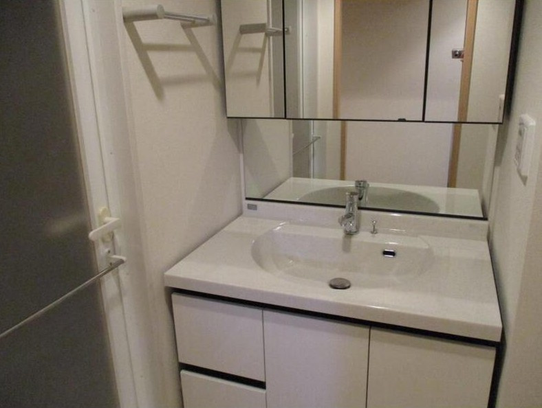 【独立洗面台】