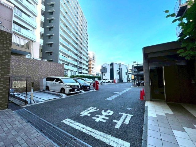 TOKYOシティトリエの駐車場