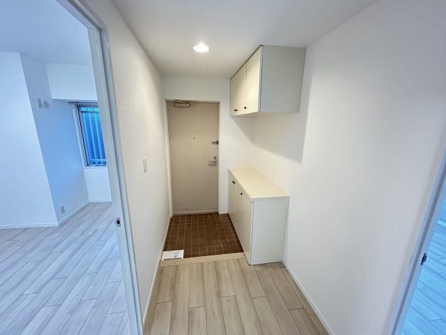 ネクステージ西神中央Ｂ棟の玄関