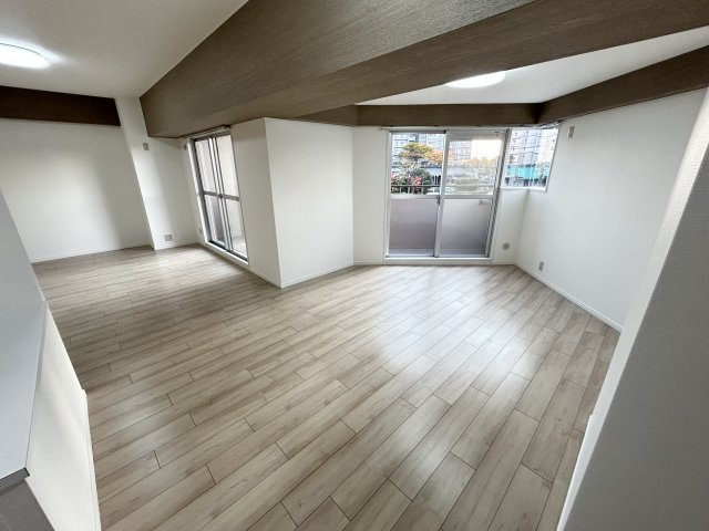 ネクステージ西神中央Ｂ棟の居間・リビング