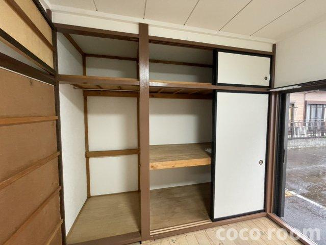 長房アパートの収納