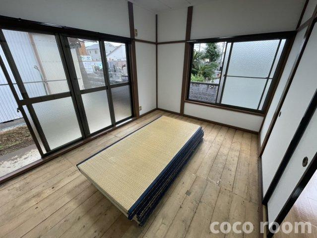 長房アパートの和室